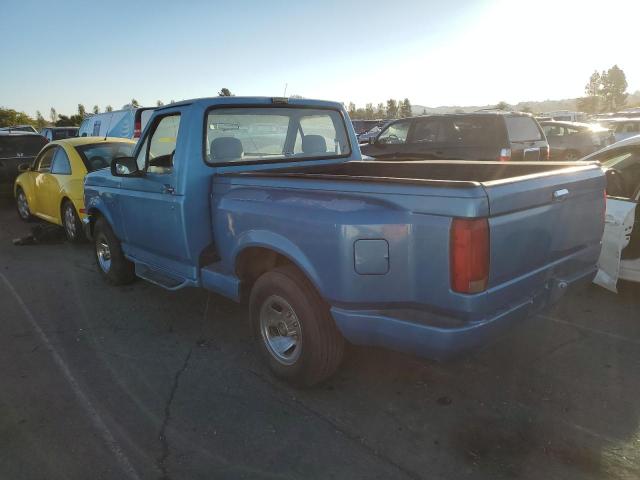 1FTCF15Y9NKB72149 - 1992 FORD F150 BLUE photo 2