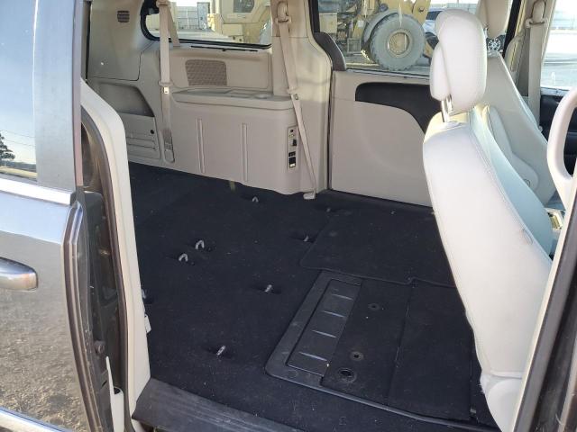 2C4RC1CG0FR520596 - 2015 CHRYSLER TOWN & COU TOURING L GRAY photo 11