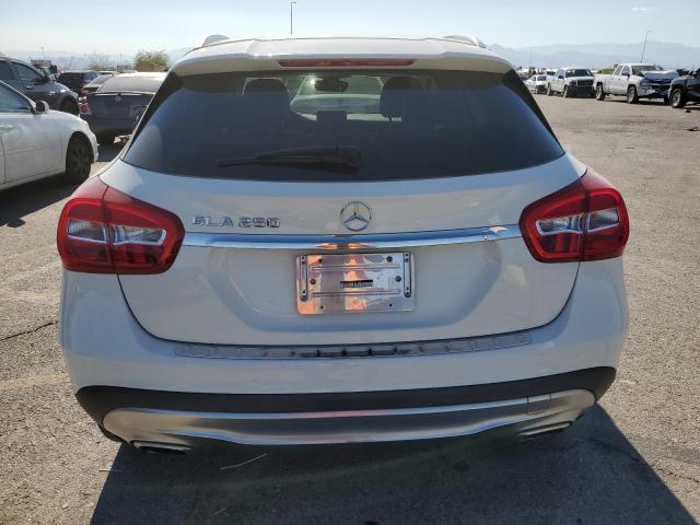 WDCTG4EB6GJ211051 - 2016 MERCEDES-BENZ GLA 250 WHITE photo 6