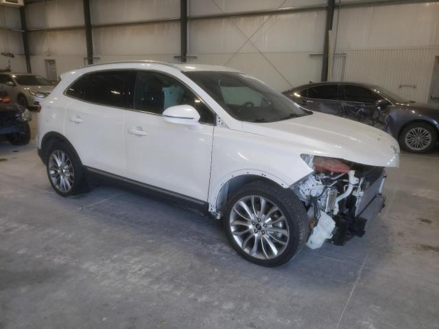 5LMCJ3C90GUJ21080 - 2016 LINCOLN MKC RESERVE WHITE photo 4