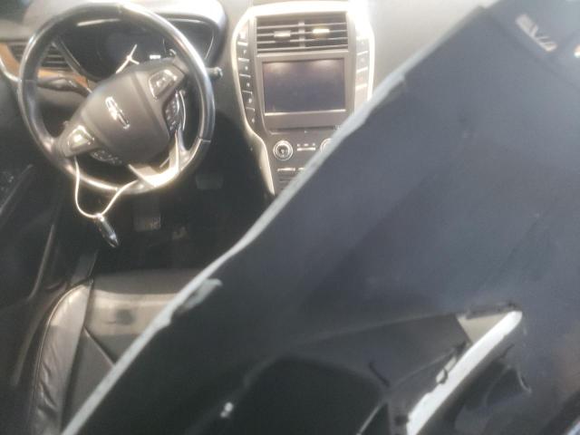 5LMCJ3C90GUJ21080 - 2016 LINCOLN MKC RESERVE WHITE photo 8