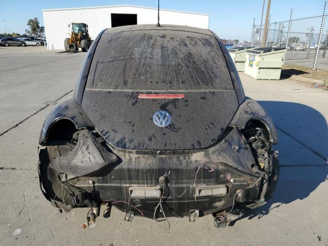 3VWPG3AG8AM015848 - 2010 VOLKSWAGEN NEW BEETLE BLACK photo 6