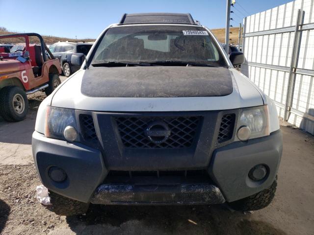 5N1AN0NWXDN815412 - 2013 NISSAN XTERRA X WHITE photo 5