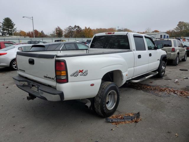 1GCJK33G71F161792 - 2001 CHEVROLET SILVERADO K3500 WHITE photo 3