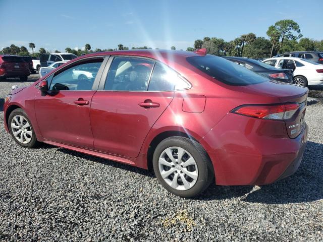 5YFEPMAE4NP332992 - 2022 TOYOTA COROLLA LE RED photo 2