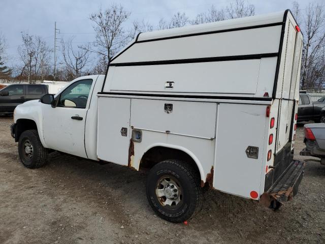 1GBHK74K99E113967 - 2009 CHEVROLET SILVERADO K3500 WHITE photo 2