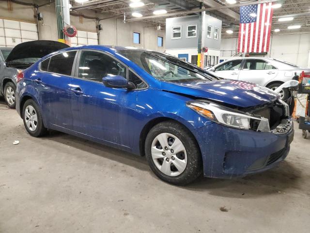 3KPFK4A72HE123146 - 2017 KIA FORTE LX BLUE photo 4