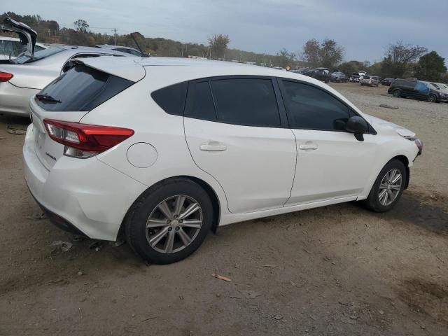 4S3GTAA65J3731537 - 2018 SUBARU IMPREZA WHITE photo 3