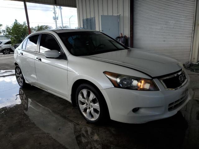 1HGCP36829A031444 - 2009 HONDA ACCORD EXL WHITE photo 4