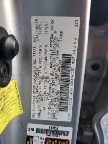 5TFJU4GN2FX087062 - 2015 TOYOTA TACOMA DOUBLE CAB PRERUNNER SILVER photo 12