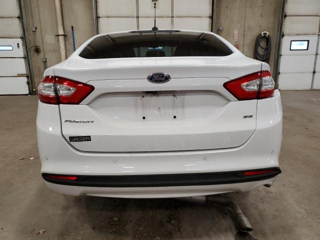 3FA6P0H71GR326154 - 2016 FORD FUSION SE WHITE photo 6