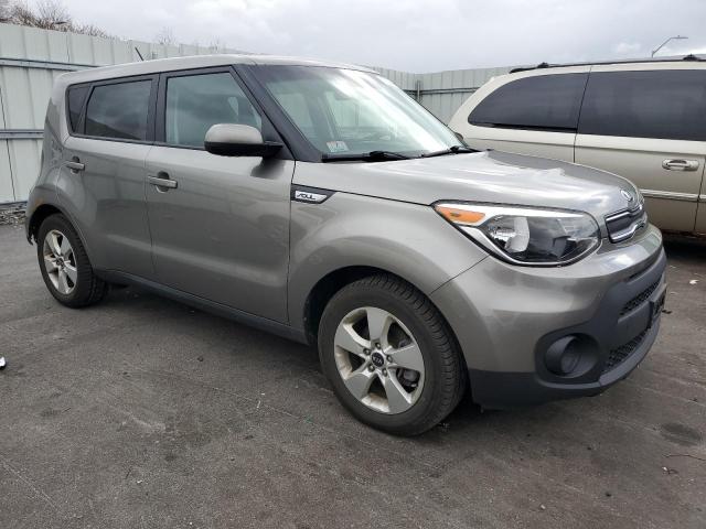 KNDJN2A24J7548190 - 2018 KIA SOUL GRAY photo 4