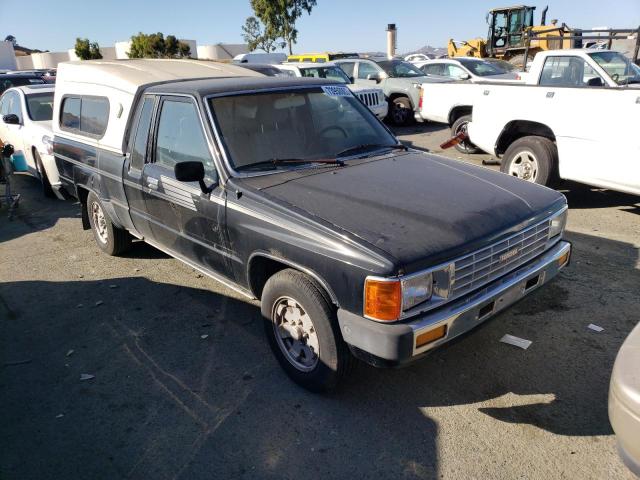 JT4RN56S4G0224302 - 1986 TOYOTA PICKUP XTRACAB RN56 SR5 BLACK photo 4