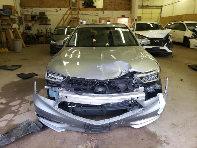 19UUB3F76JA006433 - 2018 ACURA TLX ADVANCE SILVER photo 5