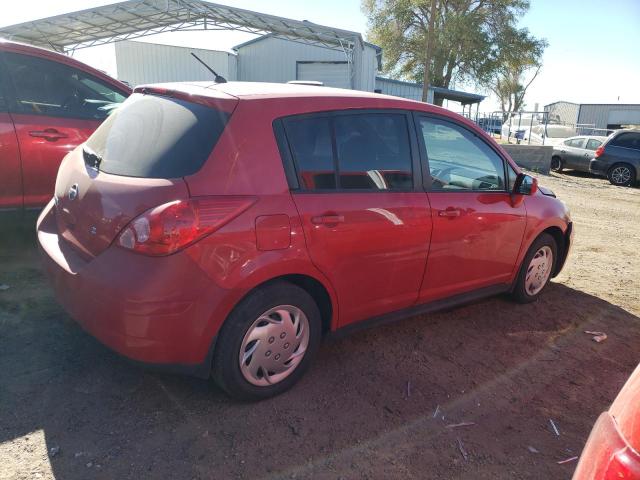 3N1BC13E67L438244 - 2007 NISSAN VERSA S RED photo 3