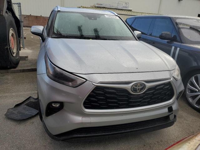5TDGZRAH2MS053783 - 2021 TOYOTA HIGHLANDER XLE Gümüş foto 5