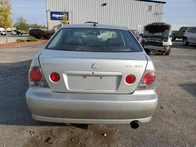 JTHBD192640092369 - 2004 LEXUS IS 300 SILVER photo 6