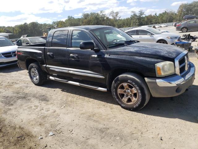 1D7HW58J57S271782 - 2007 DODGE DAKOTA QUAD LARAMIE BLACK photo 4