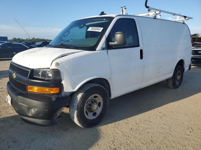 1GCWGAFGXK1203748 - 2019 CHEVROLET EXPRESS G2 WHITE photo 1