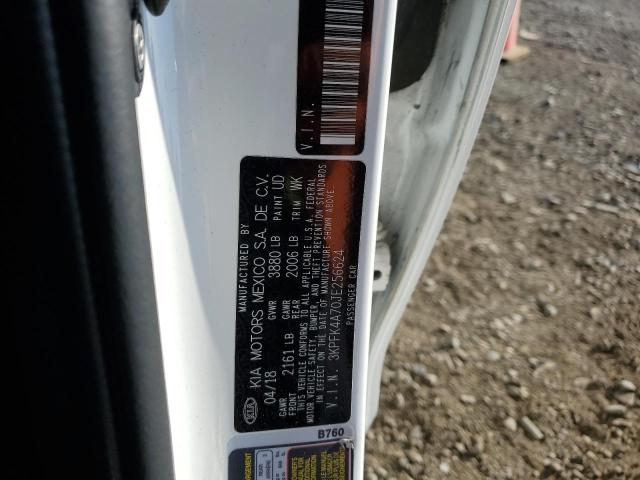 3KPFK4A70JE256624 - 2018 KIA FORTE LX WHITE photo 12