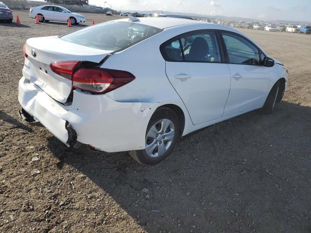 3KPFK4A70JE256624 - 2018 KIA FORTE LX WHITE photo 3