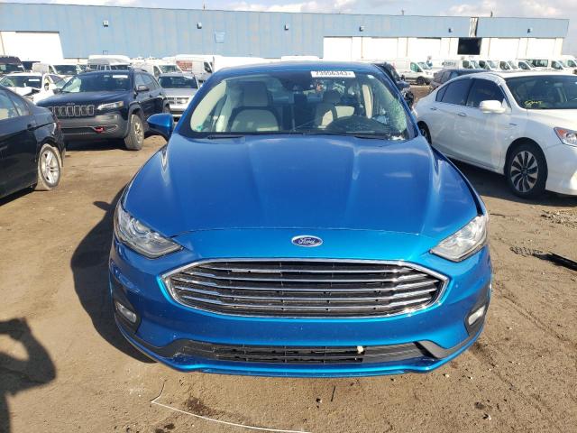 3FA6P0HD6KR113117 - 2019 FORD FUSION SE BLUE photo 5