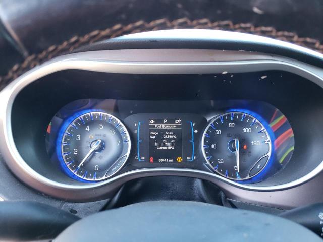 2C4RC1BG0HR667716 - 2017 CHRYSLER PACIFICA TOURING L WHITE photo 9