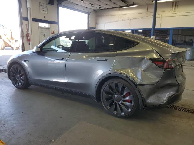 7SAYGDEF4RF170639 - 2024 TESLA MODEL Y ნაცრისფერი ფოტო 2