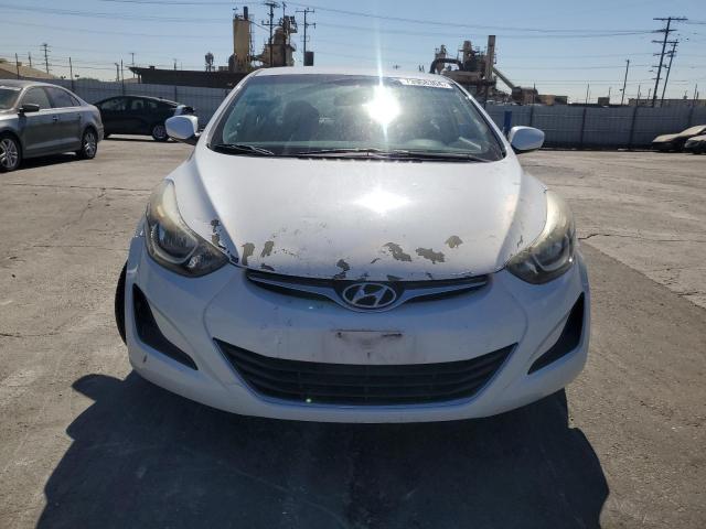 5NPDH4AEXFH573401 - 2015 HYUNDAI ELANTRA SE WHITE photo 5