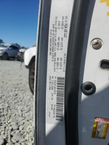 2C3CDZFJ9GH145473 - 2016 DODGE CHALLENGER R/T SCAT PACK WHITE photo 12