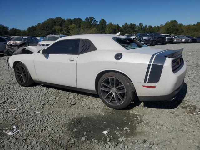 2C3CDZFJ9GH145473 - 2016 DODGE CHALLENGER R/T SCAT PACK WHITE photo 2
