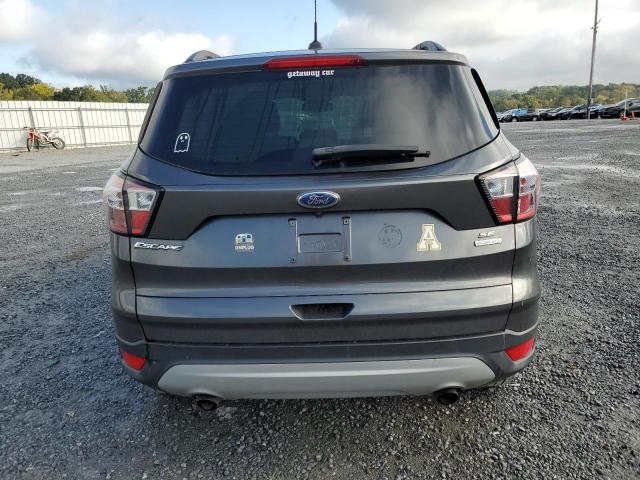 1FMCU0GD8JUD07349 - 2018 FORD ESCAPE SE GRAY photo 6