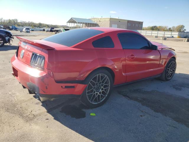 1ZVHT88S585165147 - 2008 FORD MUSTANG SHELBY GT500 RED photo 3