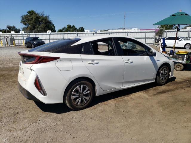 JTDKARFP4K3108430 - 2019 TOYOTA PRIUS PRIM 白色 照片 3