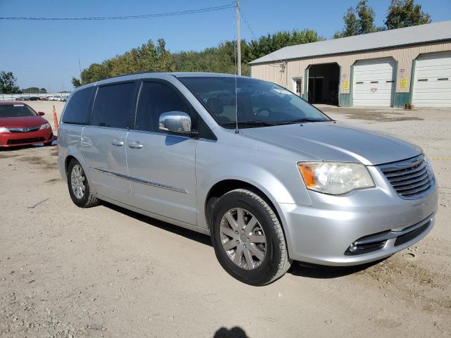 2A4RR8DG1BR614111 - 2011 CHRYSLER TOWN & COU TOURING L SILVER photo 4