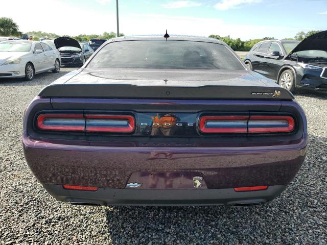 2C3CDZFJ5NH245941 - 2022 DODGE CHALLENGER R/T SCAT PACK PURPLE photo 6