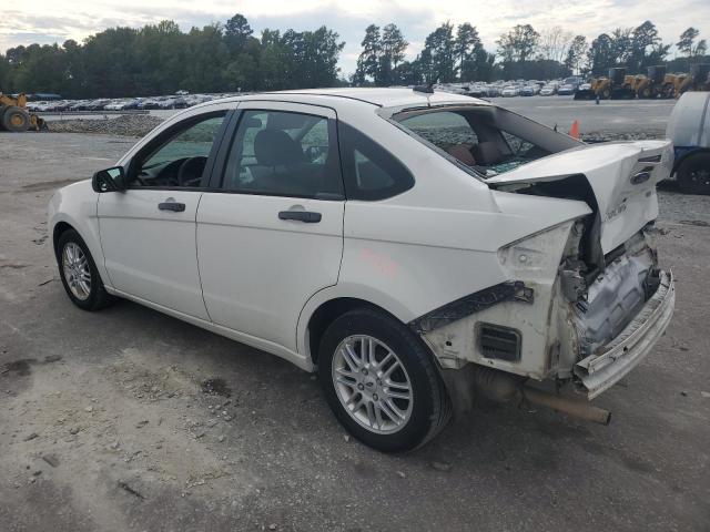 1FAHP35N19W105800 - 2009 FORD FOCUS SE WHITE photo 2