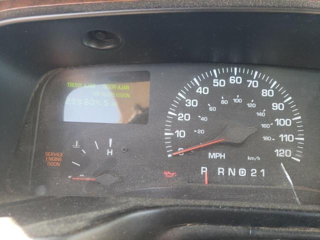 1LNHM81WXYY837100 - 2000 LINCOLN TOWN CAR EXECUTIVE WHITE photo 9