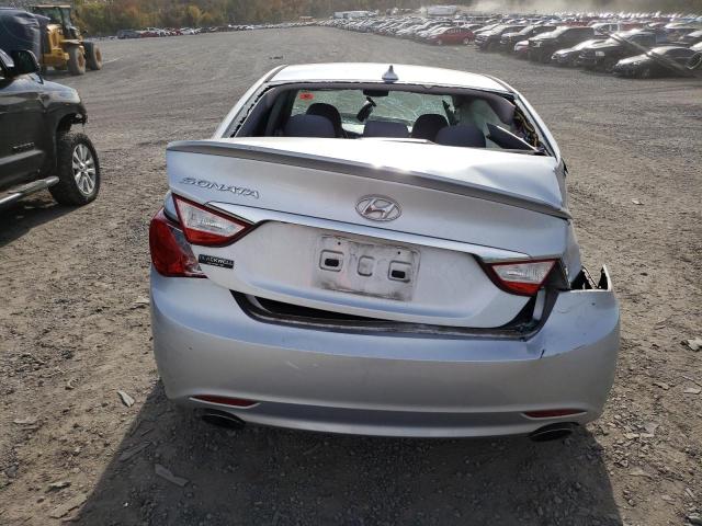 5NPEC4AC4DH538772 - 2013 HYUNDAI SONATA SE SILVER photo 6