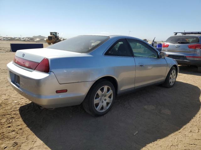 1HGCG2246YA019454 - 2000 HONDA ACCORD LX SILVER photo 3