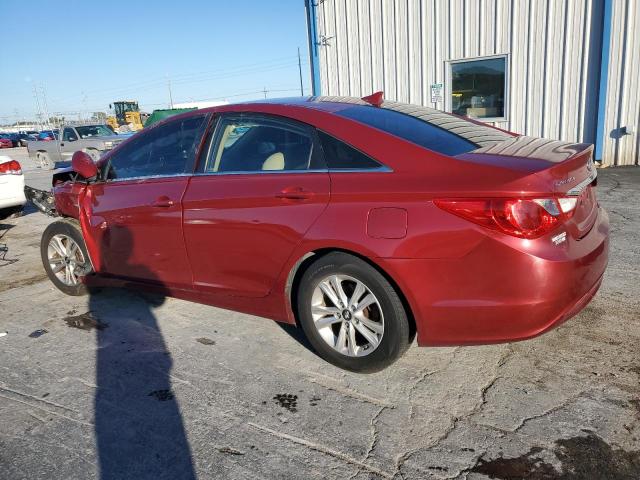 5NPEB4AC1DH636046 - 2013 HYUNDAI SONATA GLS RED photo 2