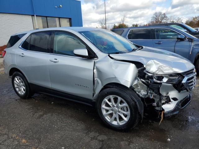 3GNAXJEV7JS575241 - 2018 CHEVROLET EQUINOX LT SILVER photo 4