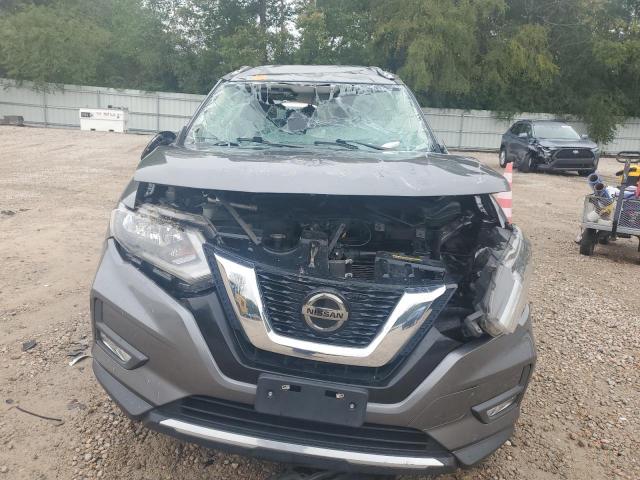 JN8AT2MV8JW316830 - 2018 NISSAN ROGUE S GRAY photo 5