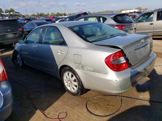 4T1BF32K12U012060 - 2002 TOYOTA CAMRY LE SILVER photo 2