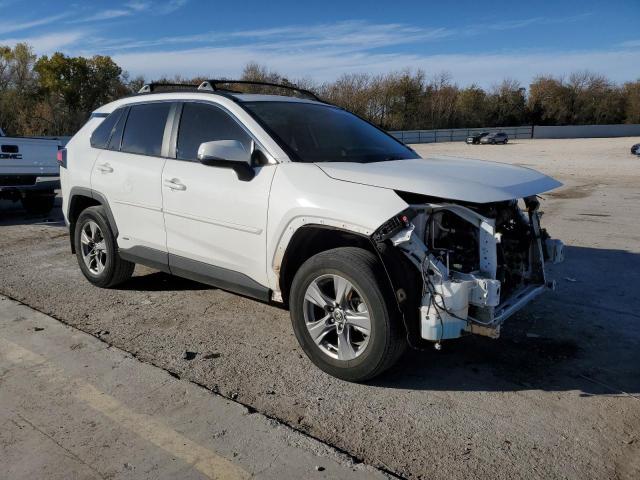 4T3RWRFV4NU062162 - 2022 TOYOTA RAV4 XLE WHITE photo 4