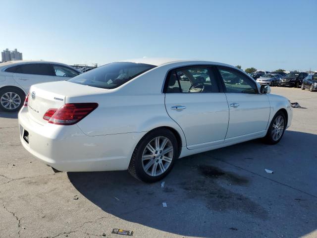 4T1BK36B38U314285 - 2008 TOYOTA AVALON XL WHITE photo 3