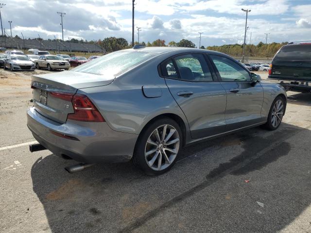 7JR102FK3KG016505 - 2019 VOLVO S60 T5 MOMENTUM GRAY photo 3