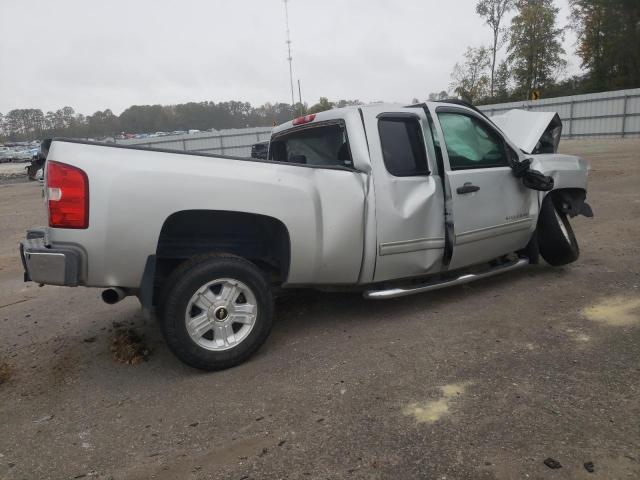 1GCRKSE34BZ254342 - 2011 CHEVROLET SILVERADO K1500 LT SILVER photo 3