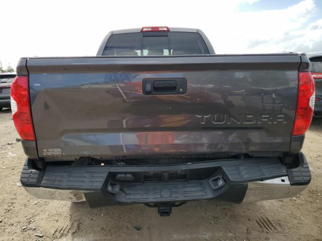 5TFRM5F18JX132179 - 2018 TOYOTA TUNDRA DOUBLE CAB SR/SR5 CHARCOAL photo 6