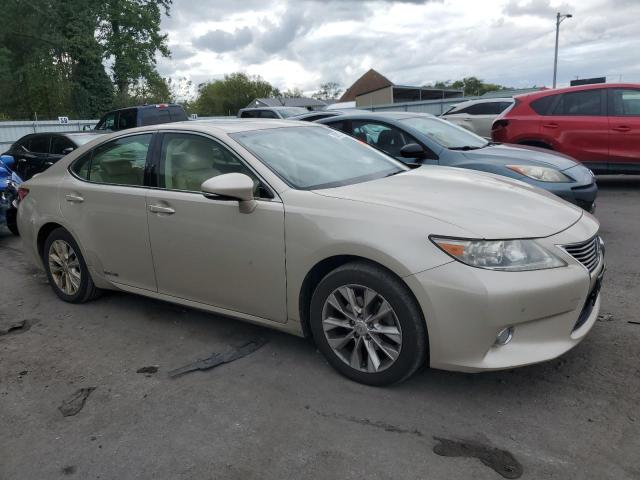 JTHBW1GGXD2008857 - 2013 LEXUS ES 300H BEIGE photo 4